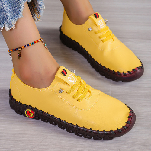 Women's casual single shoes with soft cowhide soles, handmade stitching, new fall 2024, for middle-aged and elderly mothers, available for wholesale