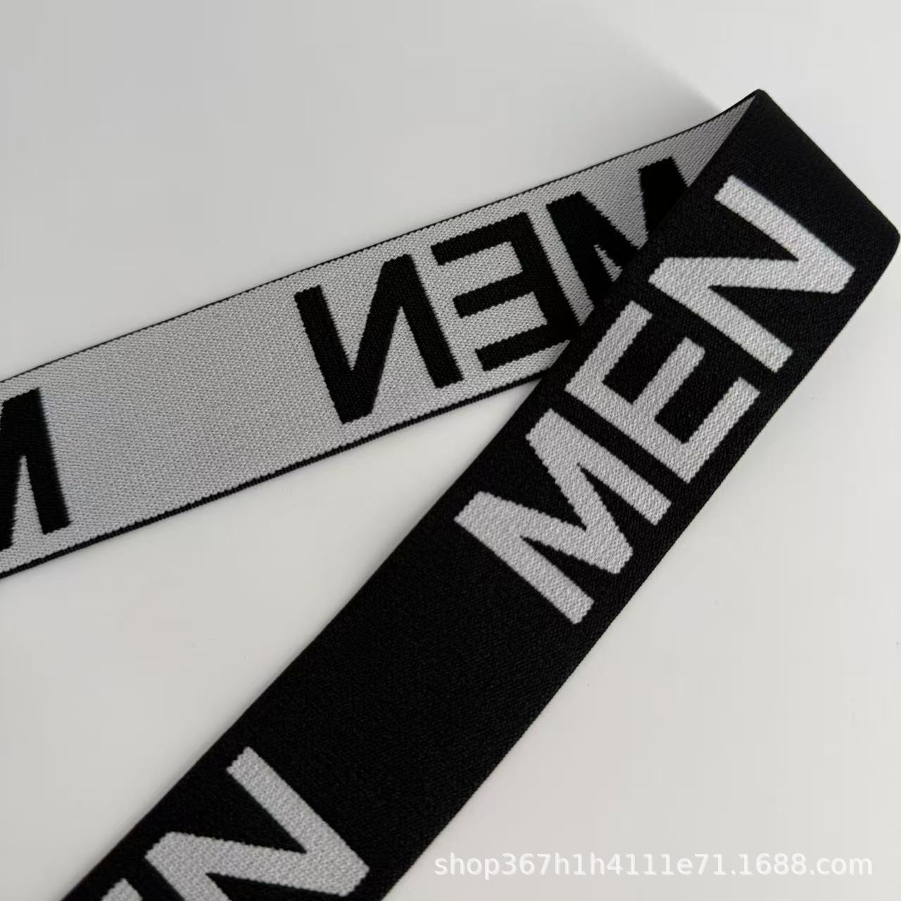 98cc32ce7838eae8aad13349934878