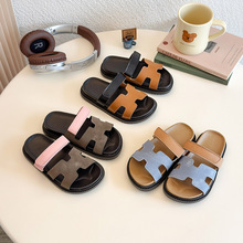 韩版儿童凉拖鞋夏季外穿2026年新款女孩时尚软底轻便一字拖童拖鞋