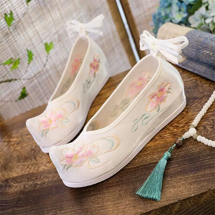 Изящная Фея 2023 Новая подходящая антикварная обувь ханьфу обувь с вышивкой Обувь с аркой внутренней высоты Деформированная голова Древние костюмы Студенческая обувь