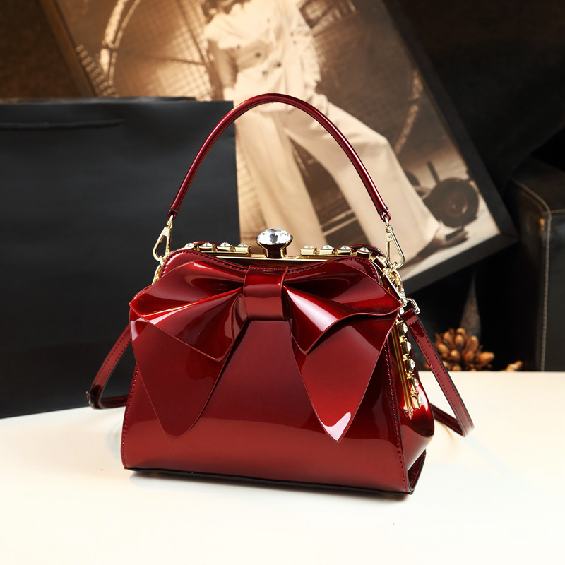 2025新款时尚真皮腋下手提包包气质婚包大气蝴蝶结斜挎包单肩包女