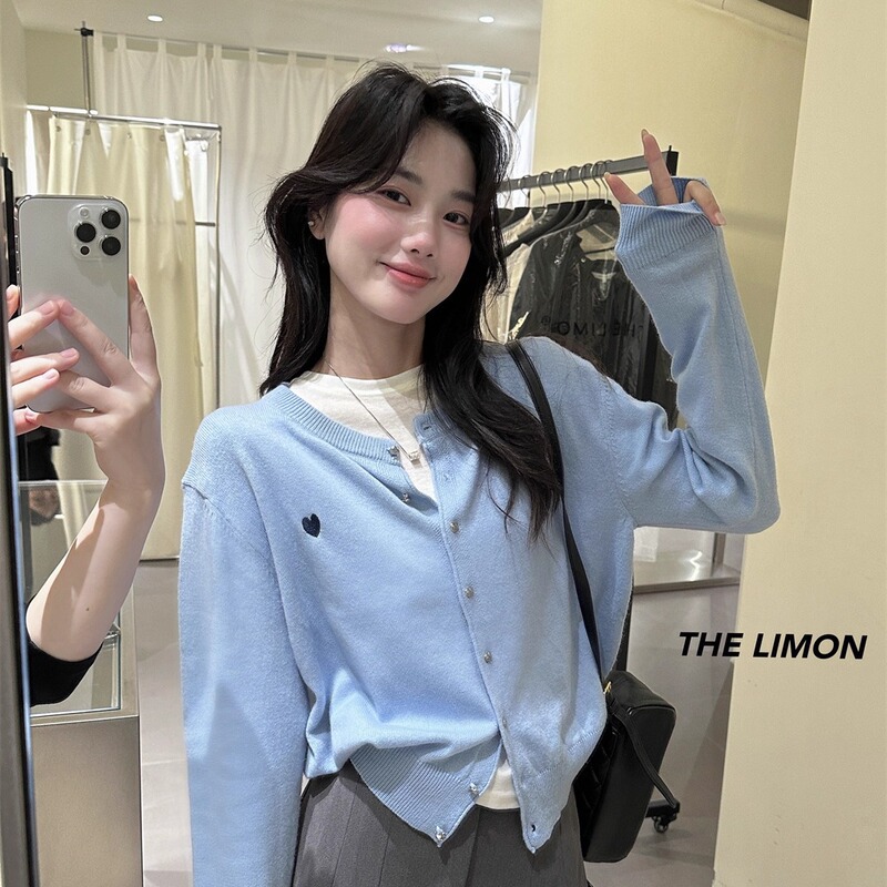 THE LIMON柠檬绿茶2025冬季经典休闲减龄爱心刺绣针织开衫上衣女|undefined