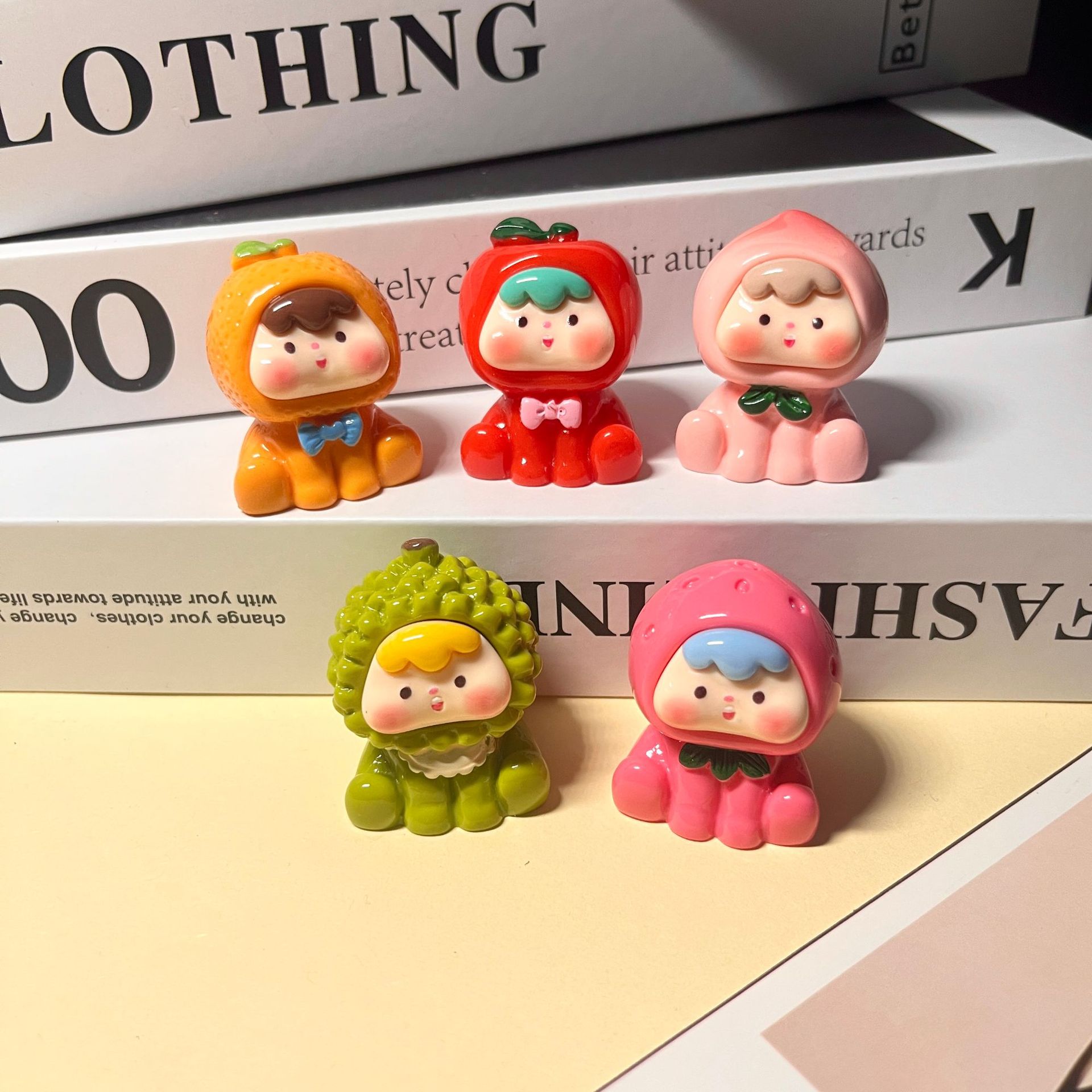 래커 단색, 무작위로 발송됨