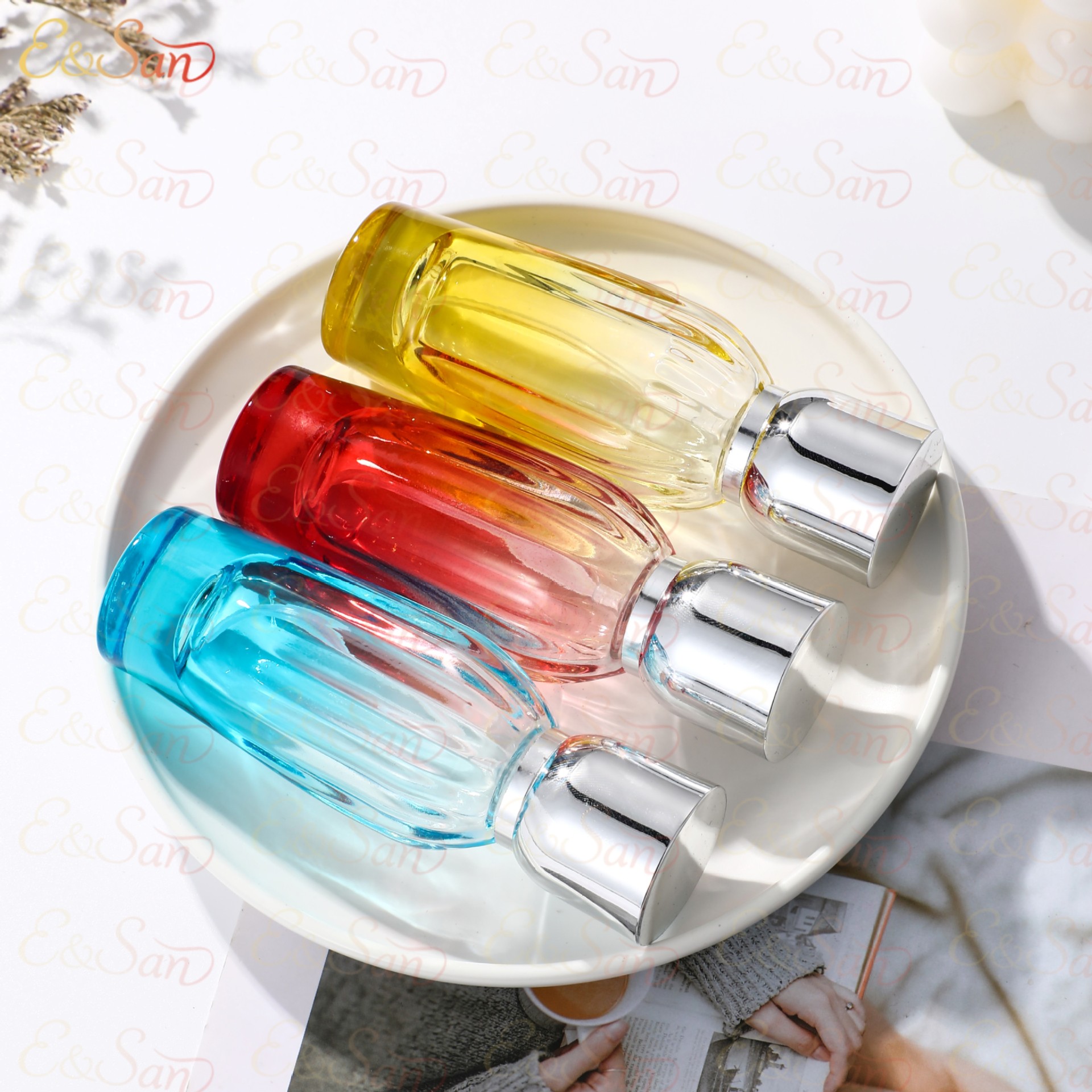 30ML空玻璃香水瓶香水分装瓶喷色透明玻璃瓶高级感便携mini香水瓶