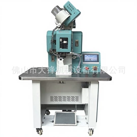 其他制鞋机械;定型机;上胶机