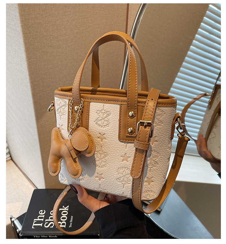 French niche fashion handbag for women, 2025 new high-end and stylish crossbody bag, casual and versatile bucket bag full figure