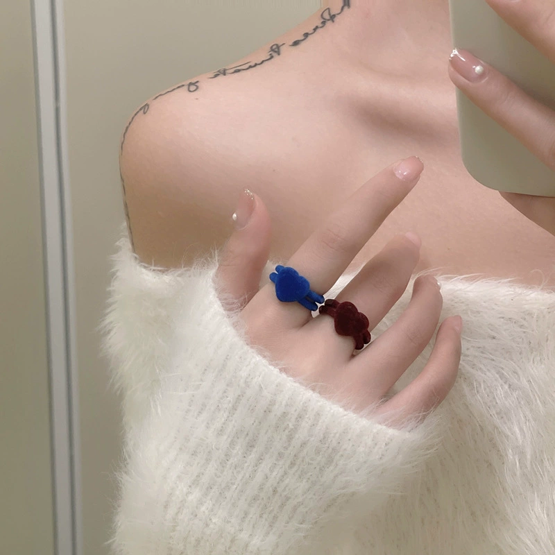 Retro one size cute blue ring, on index finger