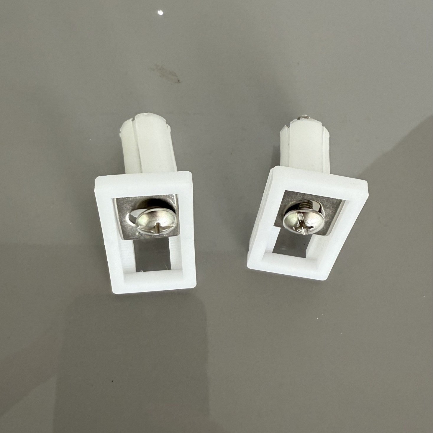 Accesorios de cubierta de inodoro Accesorios de tornillo de cubierta Accesorios de tornillo de expansión fijación