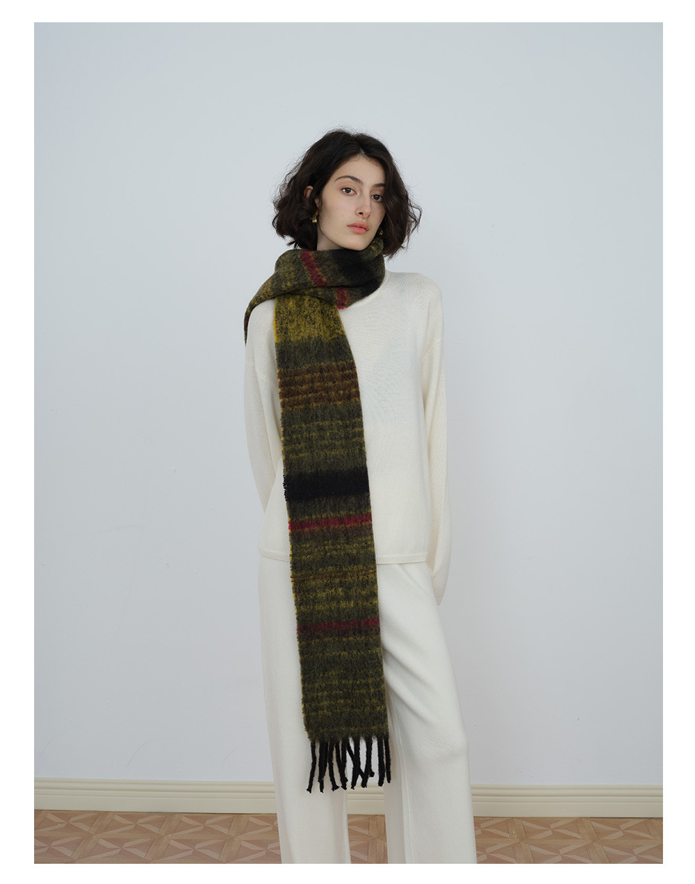 Der 2023 neue Saturn-Streifen aus Wollmischung des britischen Designers für den warmen Herbst- und Winterschal für Damen_voghion.com