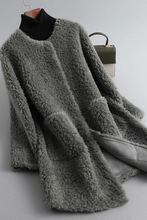 2025新款女外套秋冬款皮草圆领女中长款羊羔毛仿皮毛一体大衣冬季