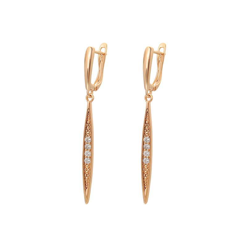 Xuping lengüetas de orejas rusas aleación de cobre chapado 18k nicho irregular orejas personalizadas al por mayor mujeres