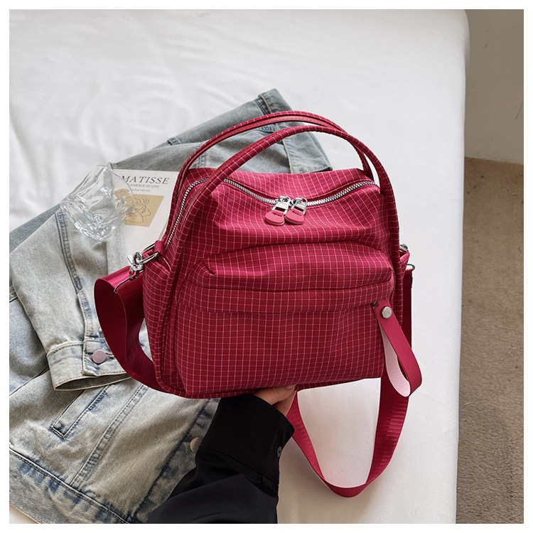 Casual bolso de mano ligero para mujeres 2026 nueva moda bolso de nylon cuadrado de viaje ocio mochila de hombro