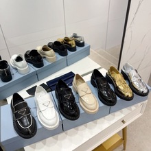 �߶��������ǘ���Ƥ��ט���ЬŮһ�_�ő���Ӣ���L��ȹ��СƤЬ