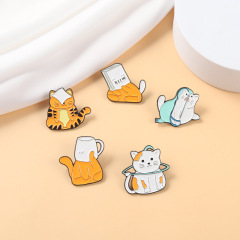 Cute cartoon animal brooch small tiger metal badge cat cup paper box boutonniere badge small decoration