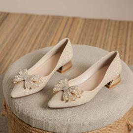 女式休闲单鞋;女式时装单鞋