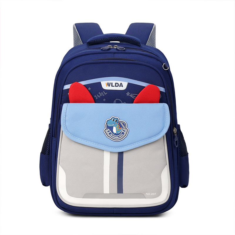 Azul oscuro con gris ligero