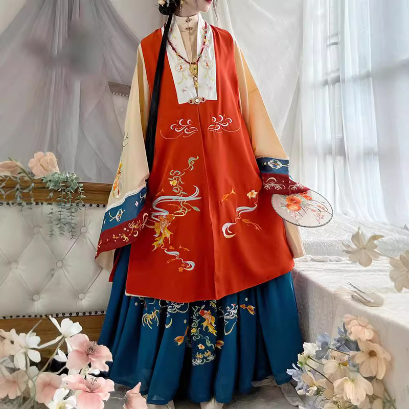 Original Hanfu [goldfish flower fire] Ming-made stand collar placket traditional Chinese style vest skirt autumn and winter suit