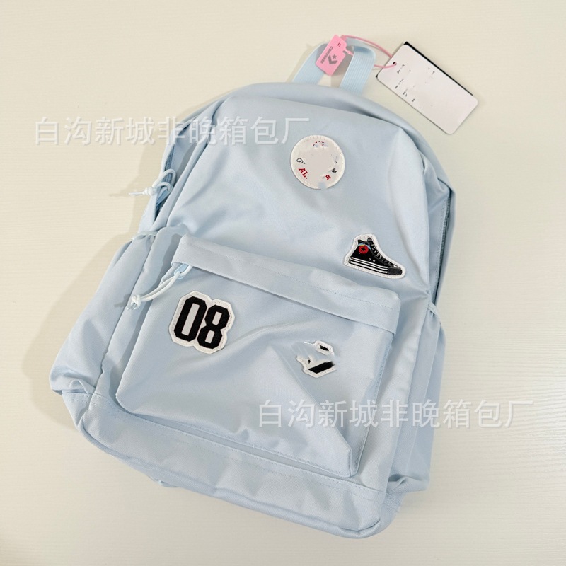 Badge haze blue