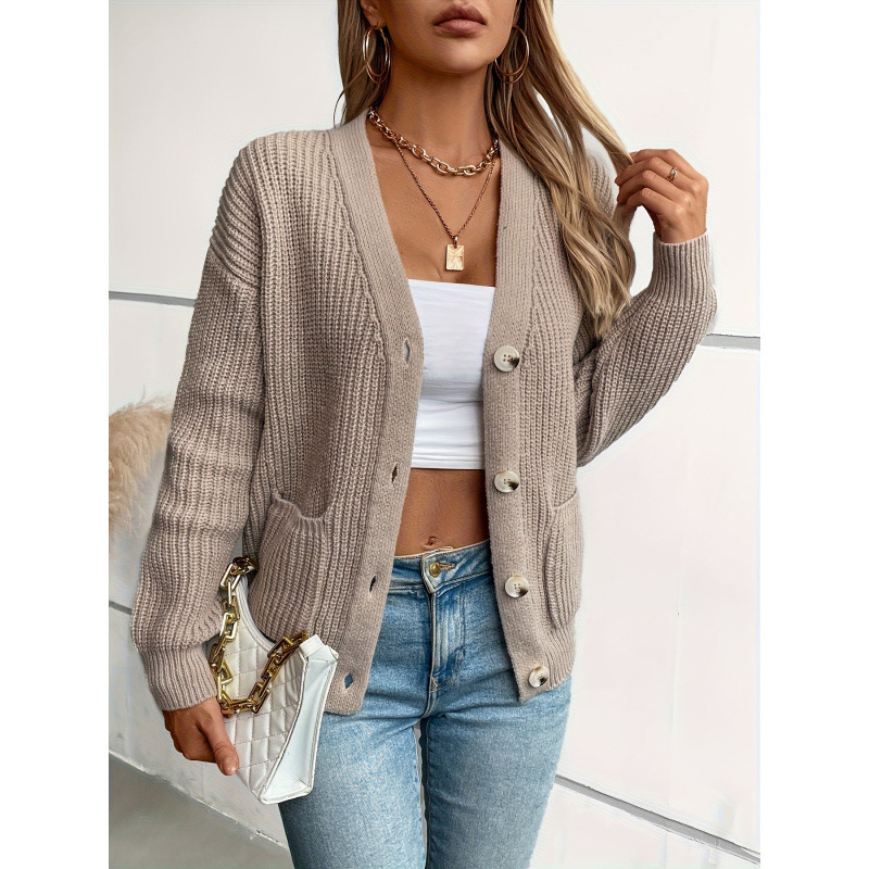 2026 Autumn and Winter Cross-Border Foreign Trade New Women's Lightweight Sweater V-Neck Single-Breasted Loose Fit 2026 Autumn and Winter Cross-Border Foreign Trade New Women's Lightweight Sweater V-Neck Single-Breasted Loose Fit
