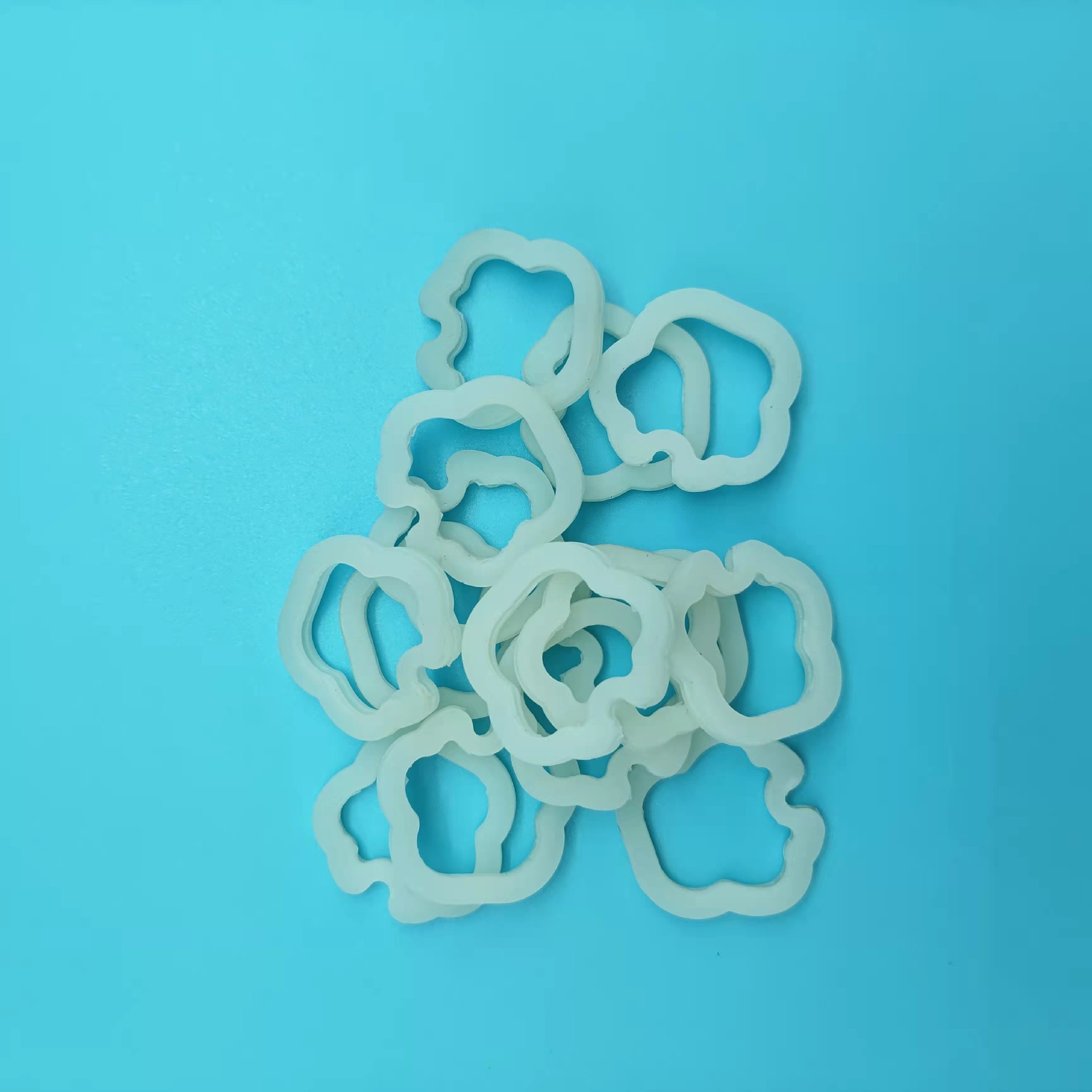 中山硅橡胶制品荧光狗爪狗牌套消音圈吊牌套军牌套硅胶套量大价优