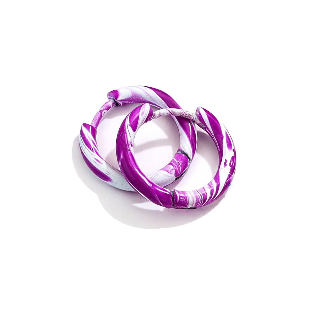 Acero inoxidable europeo y americano esmalte color pintura piercing oído hebilla titanio acero clásico nicho gradiente oreja clip oído hebilla