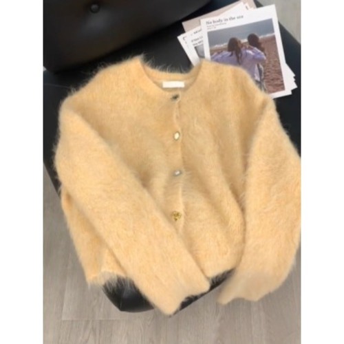 Soft and Chewy Klein Blue High-End Cardigan for Women, Autumn/Winter Retro Leisure Style Cashmere Knit Outerwear