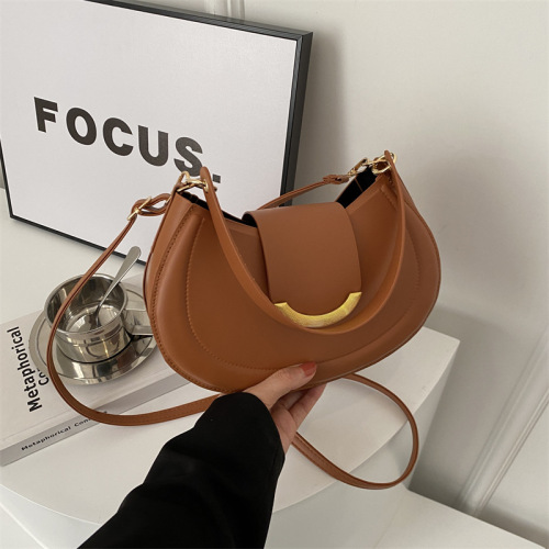 2024 New Women's Purse Solid Color Fashion Casual Crossbody Bag Unique Design Handbag for Women Simple Shoulder and Underarm Bag Trendy