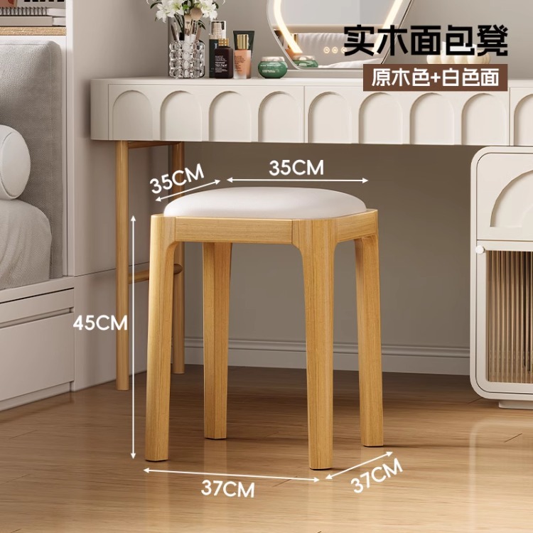 Piernas de tronco blanco