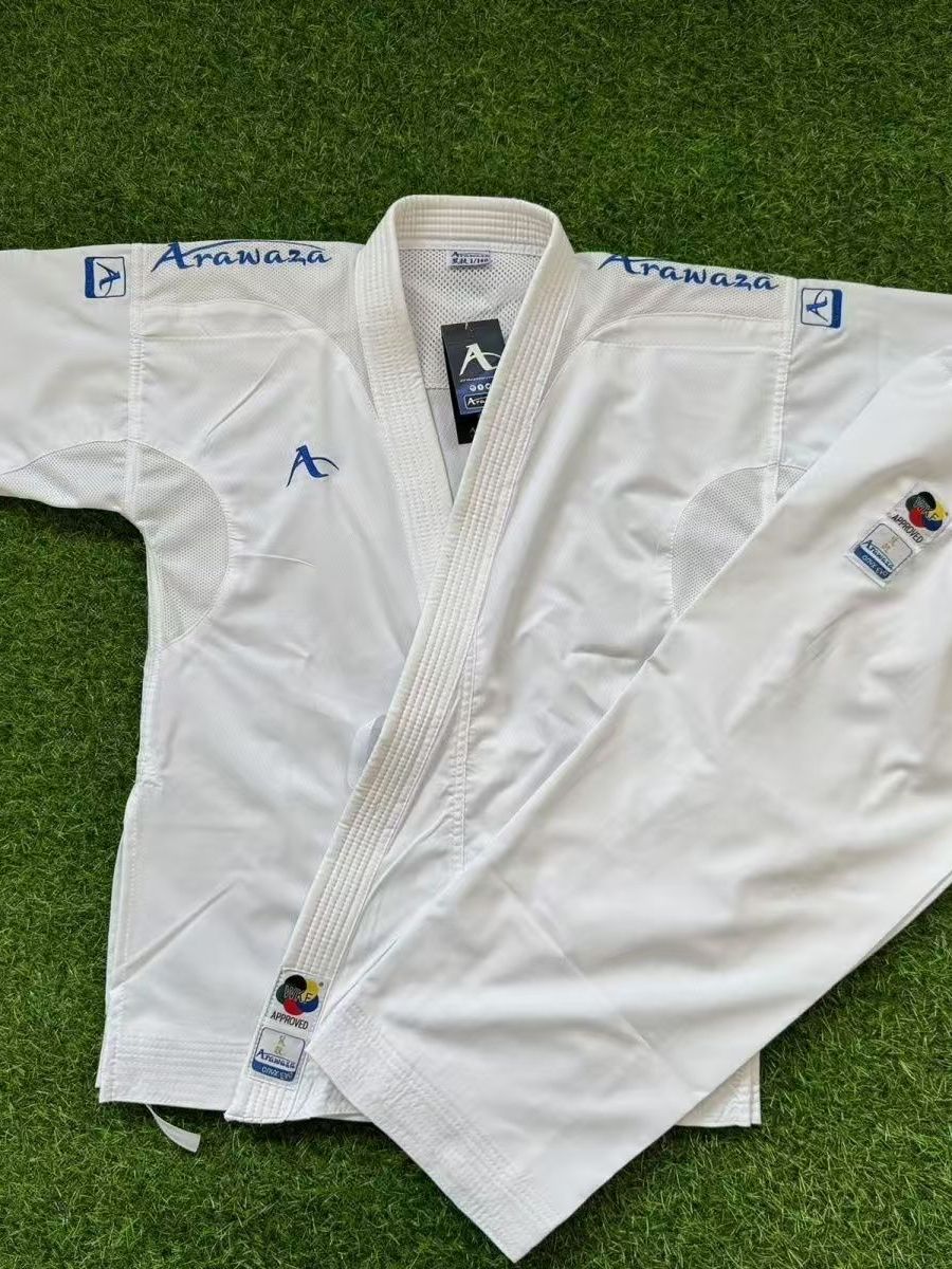 Karate Uniform New a Brand Set Hand Karate Training Competition Plus Mesh Lightweight and Breathable Style