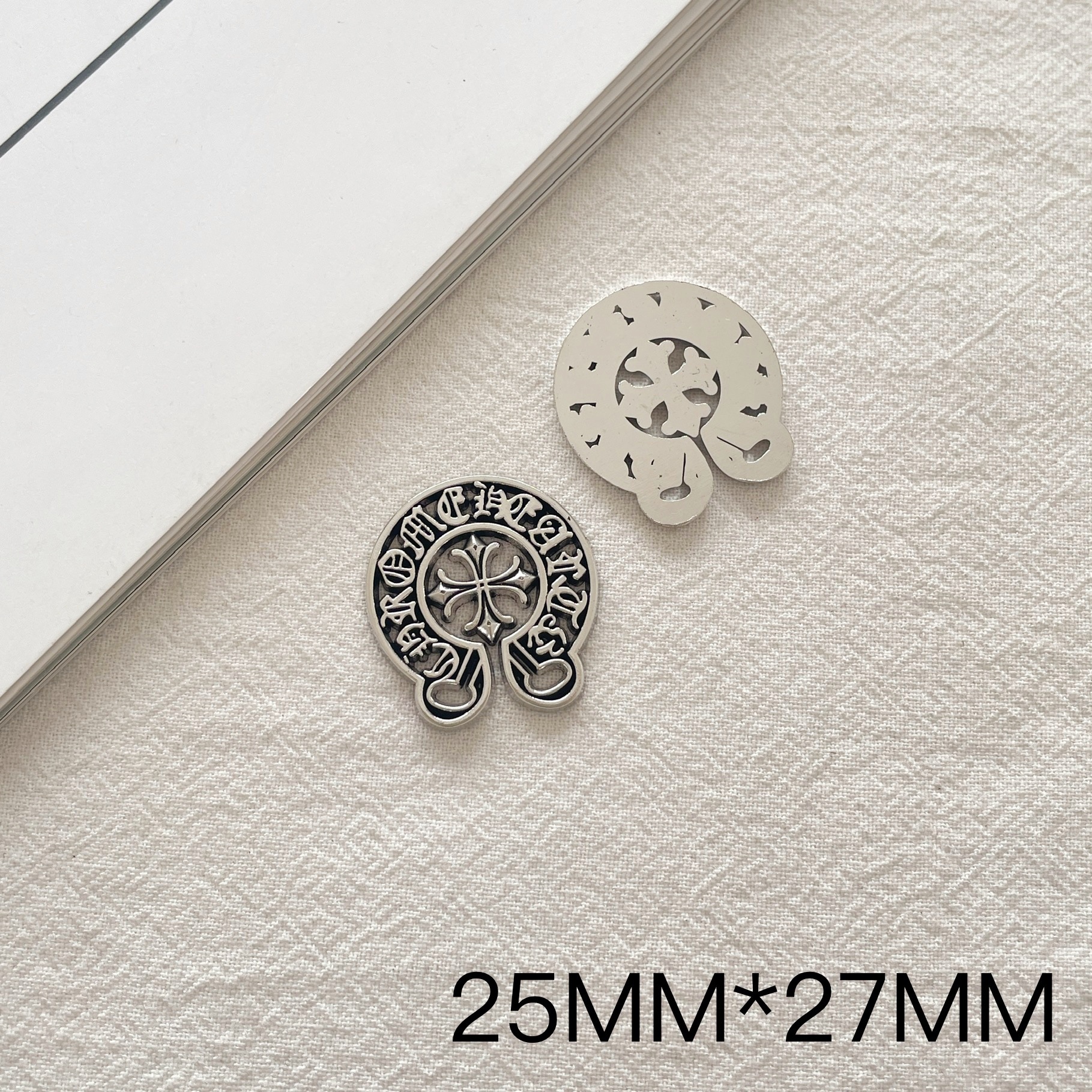 33#속이 빈 둥근 방패