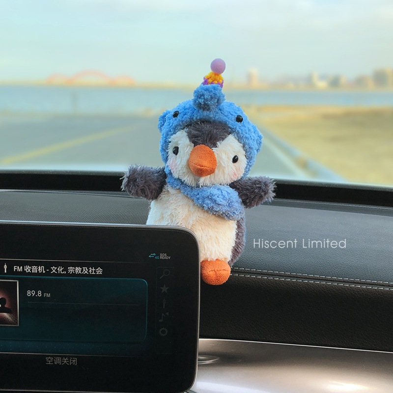 Lindo pingüino decoración de la pantalla del coche decoración del coche decoración del coche muñeca de peluche muñeca niña regalo de novia
