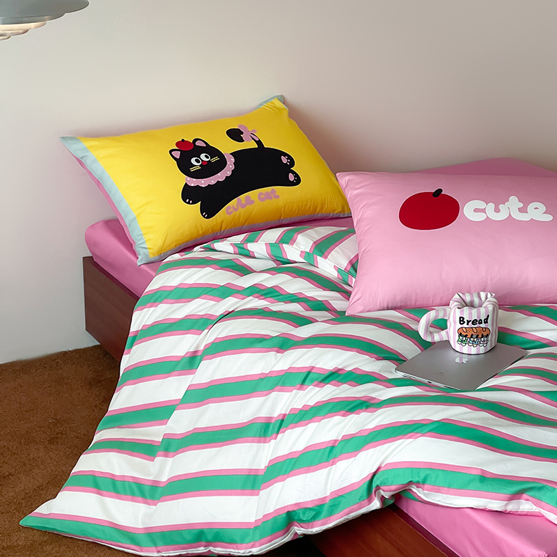 Cartoon Cotton Four-piece Bedding Set Cute Korean Style Bed Set_voghion.com