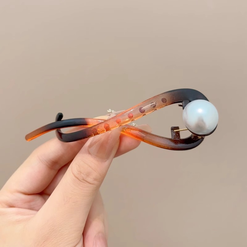 Temperamento coreano de alta gama gelatina pudín torsión clip cabello de alta calidad un clip de estilo estilo estilo de cabello