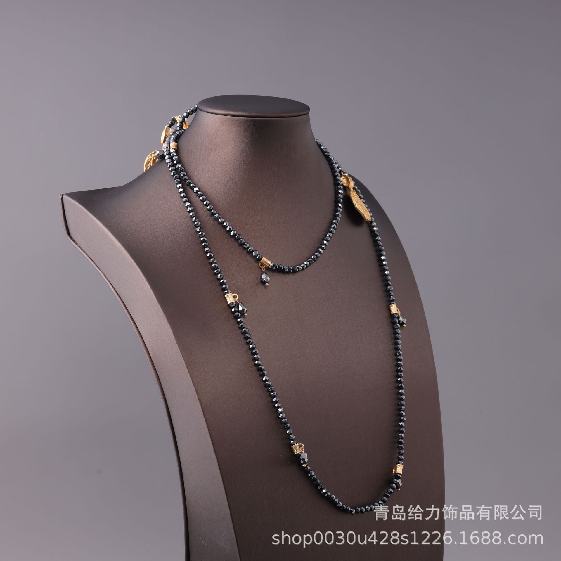 Medieval vintage retro fashion light luxury elegant personalized…