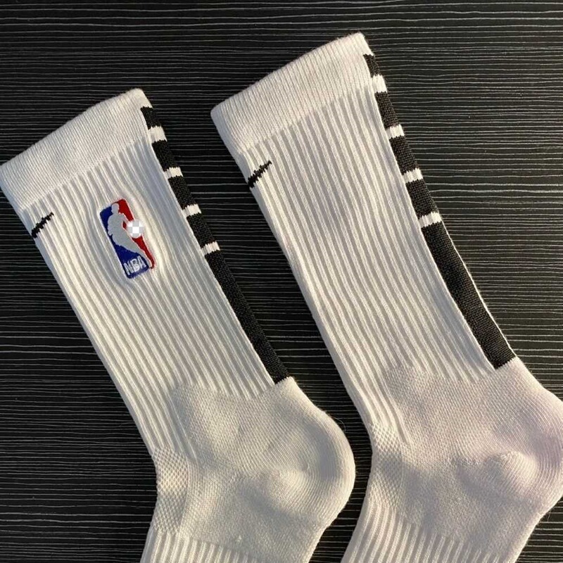 NBA刺繍UAエリートプロバスケットボールソックス実用的な厚みのあるタオル底の男性と女性のミッドレングスの耐摩耗性と耐性|undefined