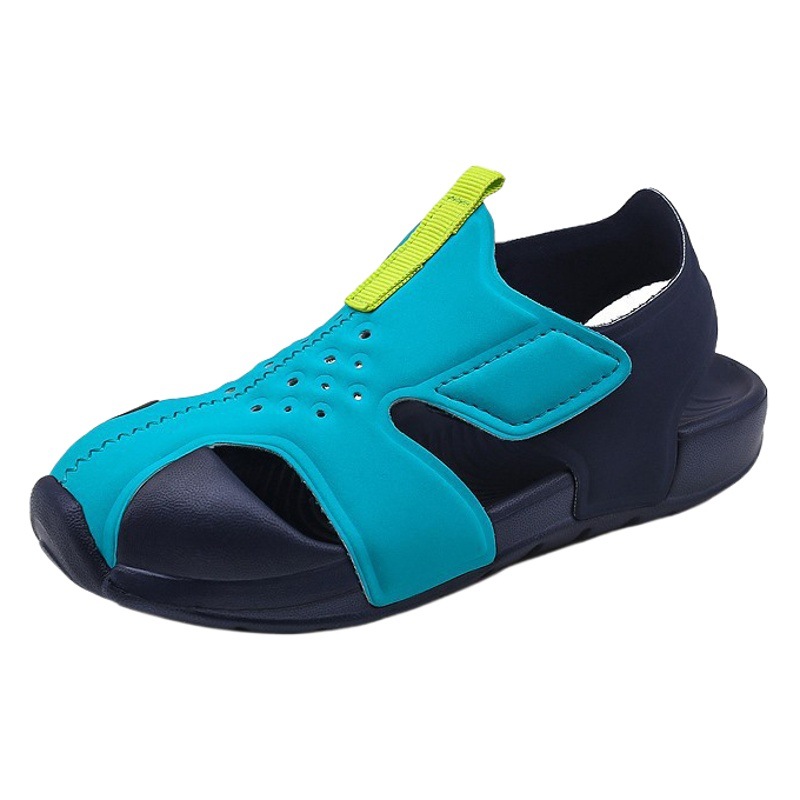 Sandalias para niños con punta cerrada para hombres y mujeres al por mayor Zapatillas de bebé para niños grandes, medianas y pequeñas nuevos zapatos de playa antideslizantes populares a prueba de agua