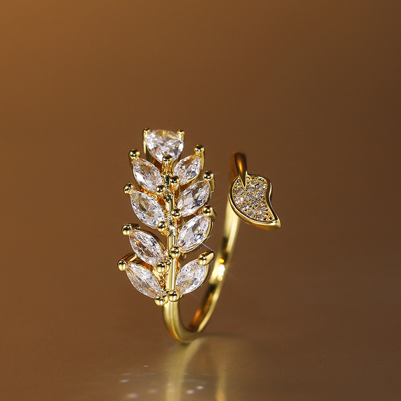 Sparkling Zircon Leaf Ring For Women Adjustable Open Design_voghion.com