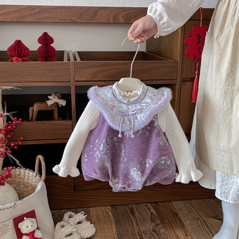 点兮冬季新款婴幼儿加绒加厚新中式哈衣套装女宝连体衣毛衣两件套