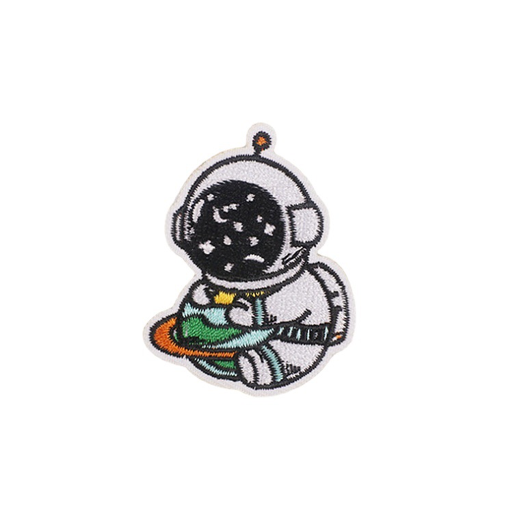 Xiaotian de dibujos animados astronauta bordado de tela pegatinas cohete parche pegatinas nave espacial ordenador bordado logotipo planchado bordado pegatinas Decoración