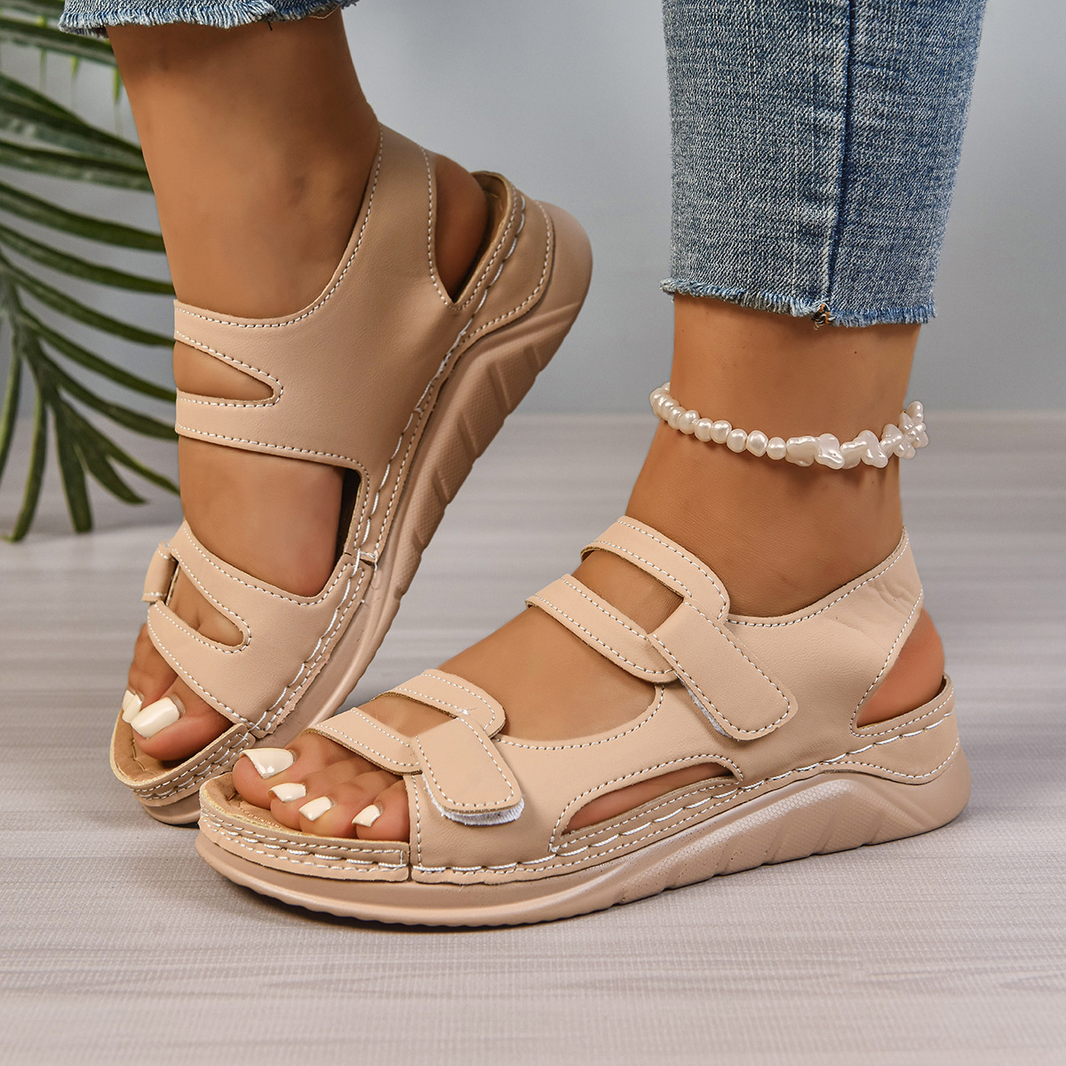 fashionable lightweight comfortable casual universal beach sandals…
