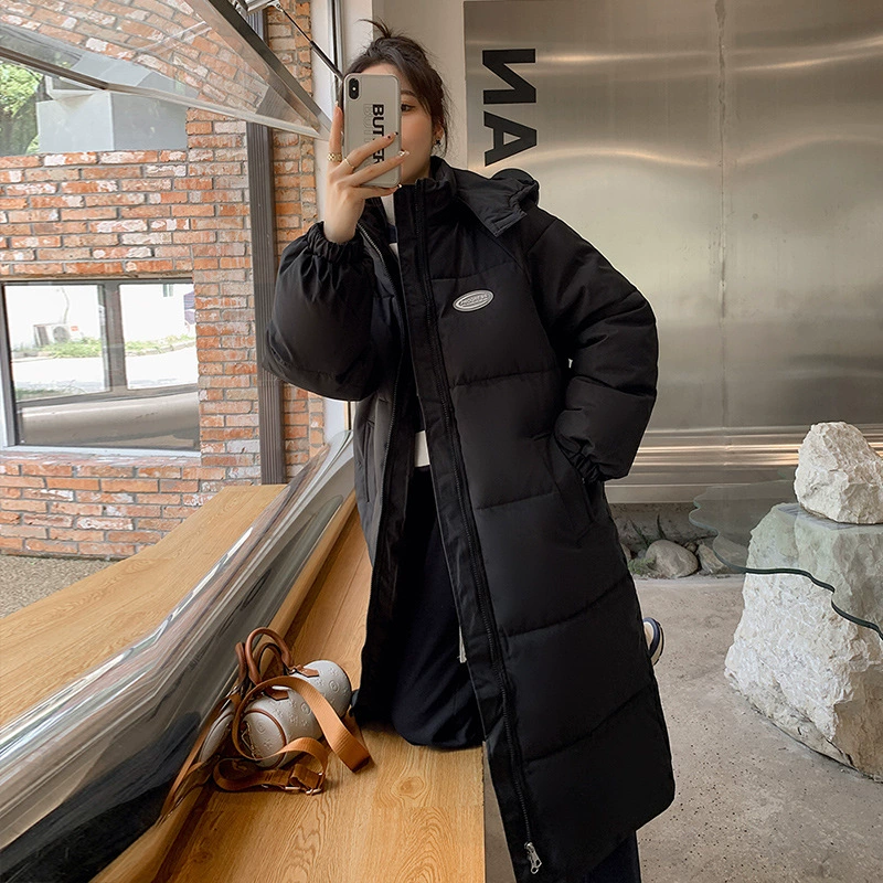 Новая хлопковая пуховая одежда средней длины с капюшоном выше колена, женское свободное толстое пальто больших размеров в Корейском стиле, модное внешнее торговое оригинальное пальто