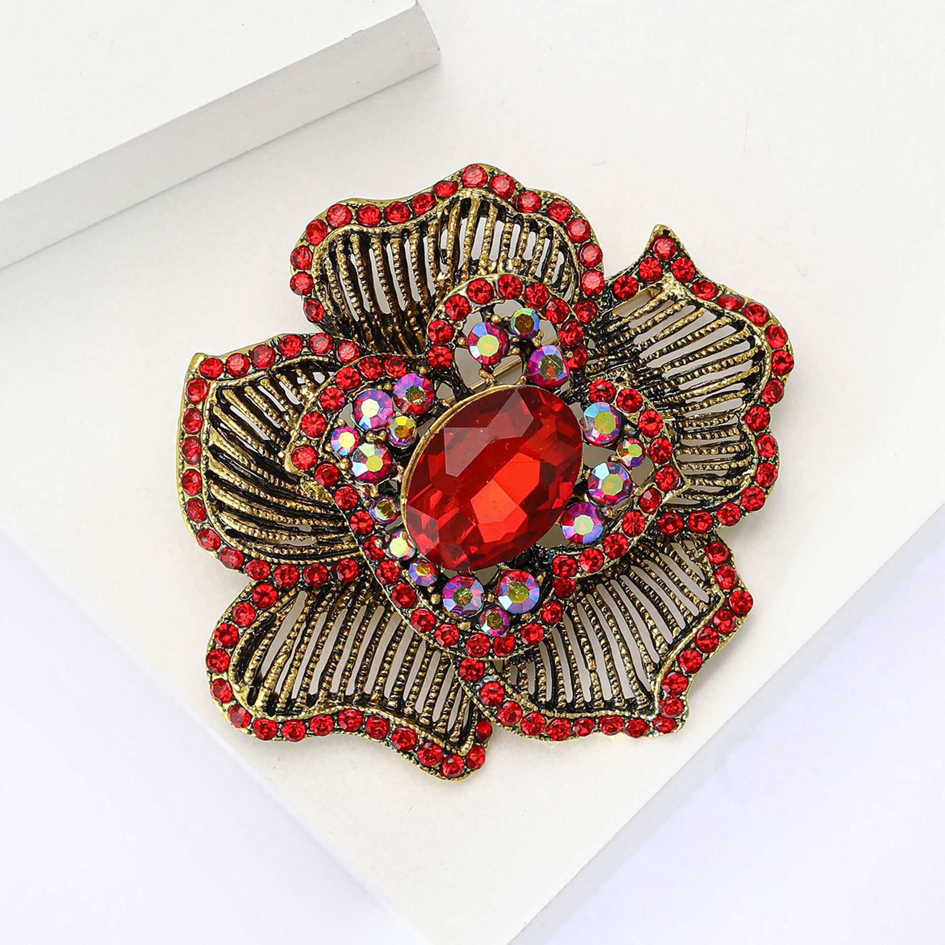 37g Weight Rhinestones Inlay Material Brooches Classification Business, Cocktail Party Occasion Alloy Material Flower Pattern All Seasons Season Women's Gender Retro Style Retro Pin Flower Alloy Rhinestones Women's Brooches 10