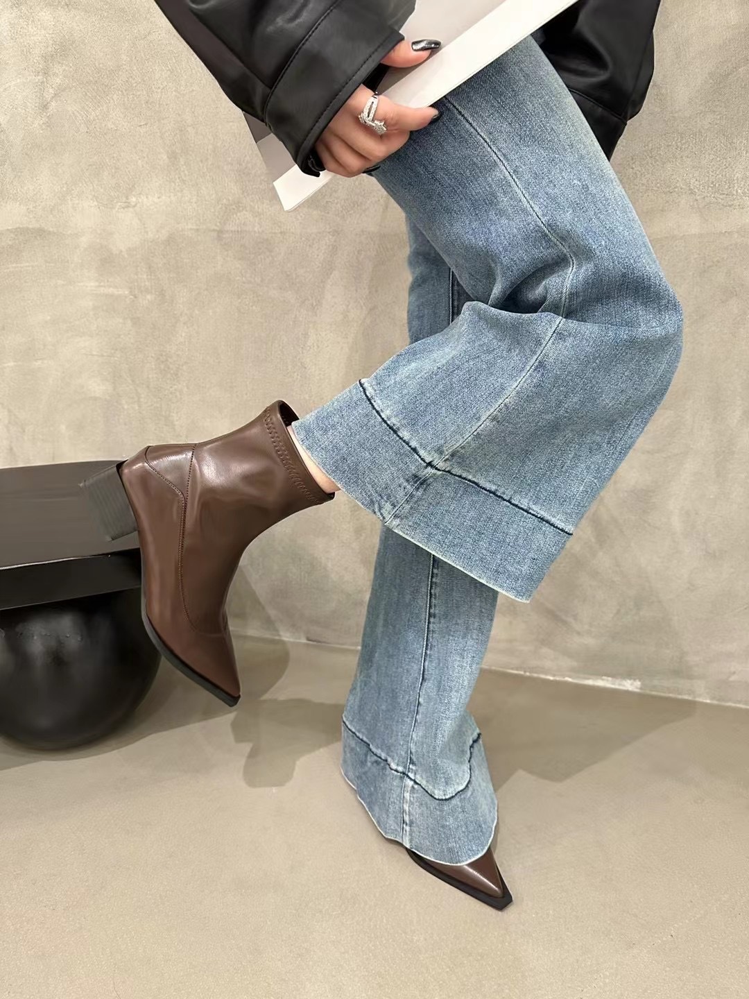 Escarpins à bout pointu ShoeVault pour femmes, nouveauté automne-hiver 2025, talon compensé, coupe ajustée, style européen et américain._voghion.com