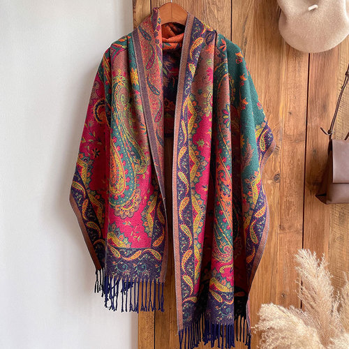 Ethnic style travel wear shawl Lijiang Yunnan scarf women's blanket outer warm cloak cloak sun protection wholesale