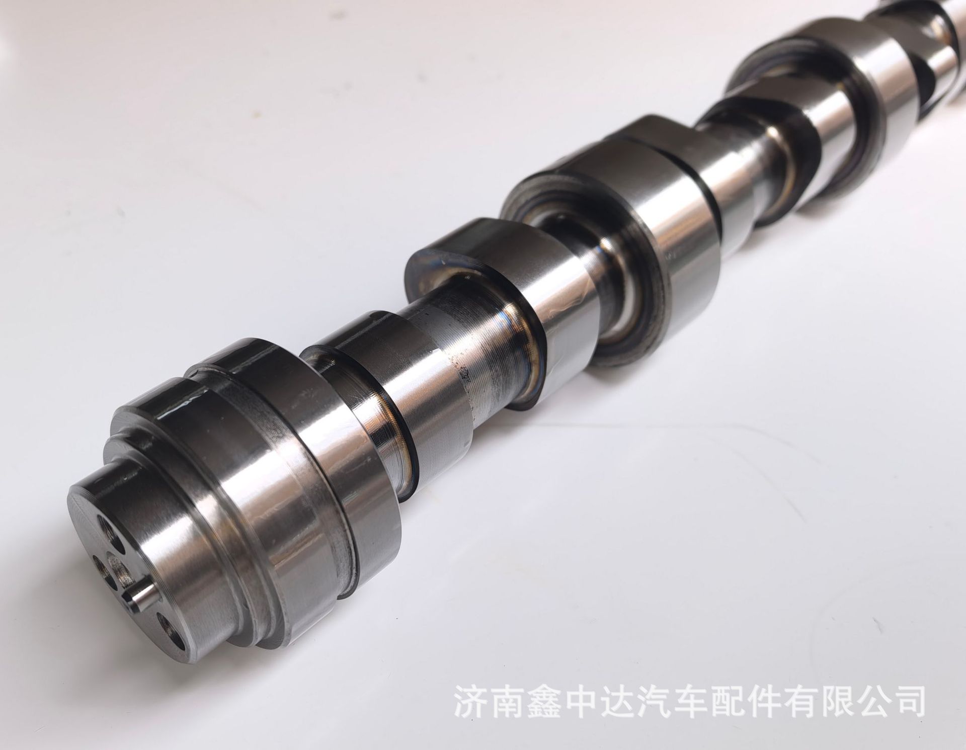 Direct sales from the manufacturer of heavy truck parts: Weichai P10H engine camshaft 1003158550/611600050077