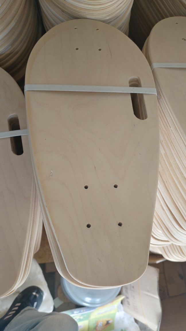 Small Skateboard Mini