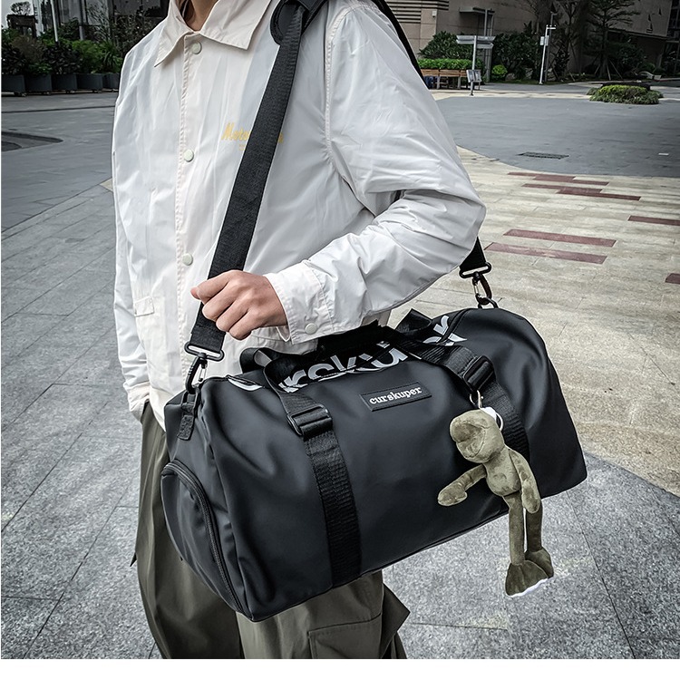 Nueva bolsa de viaje bolsa de almacenamiento de alojamiento Yoga Fitness Bolsa de embarque bolsa de entrega bolsa de mensajero portátil fábrica de productos al por mayor