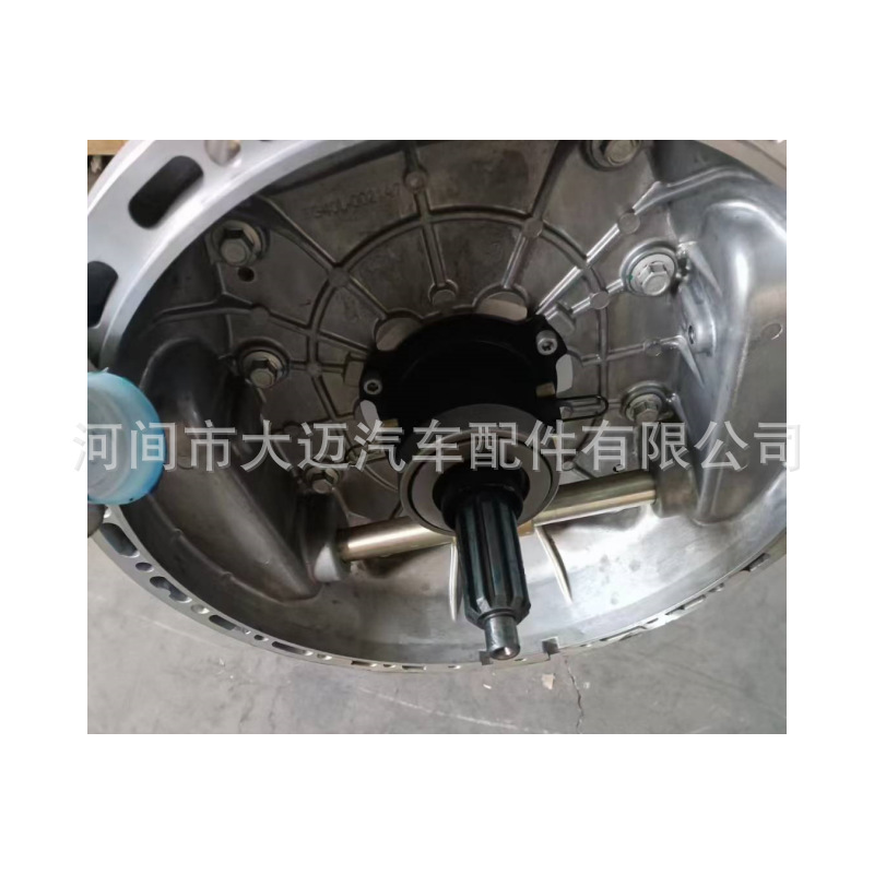 Wanliyang Wly5G40-34-01 Gearbox Is Suitable for Foton Aoling, Sinotruk Howo Light Truck, and Sinotruk Man Mc04