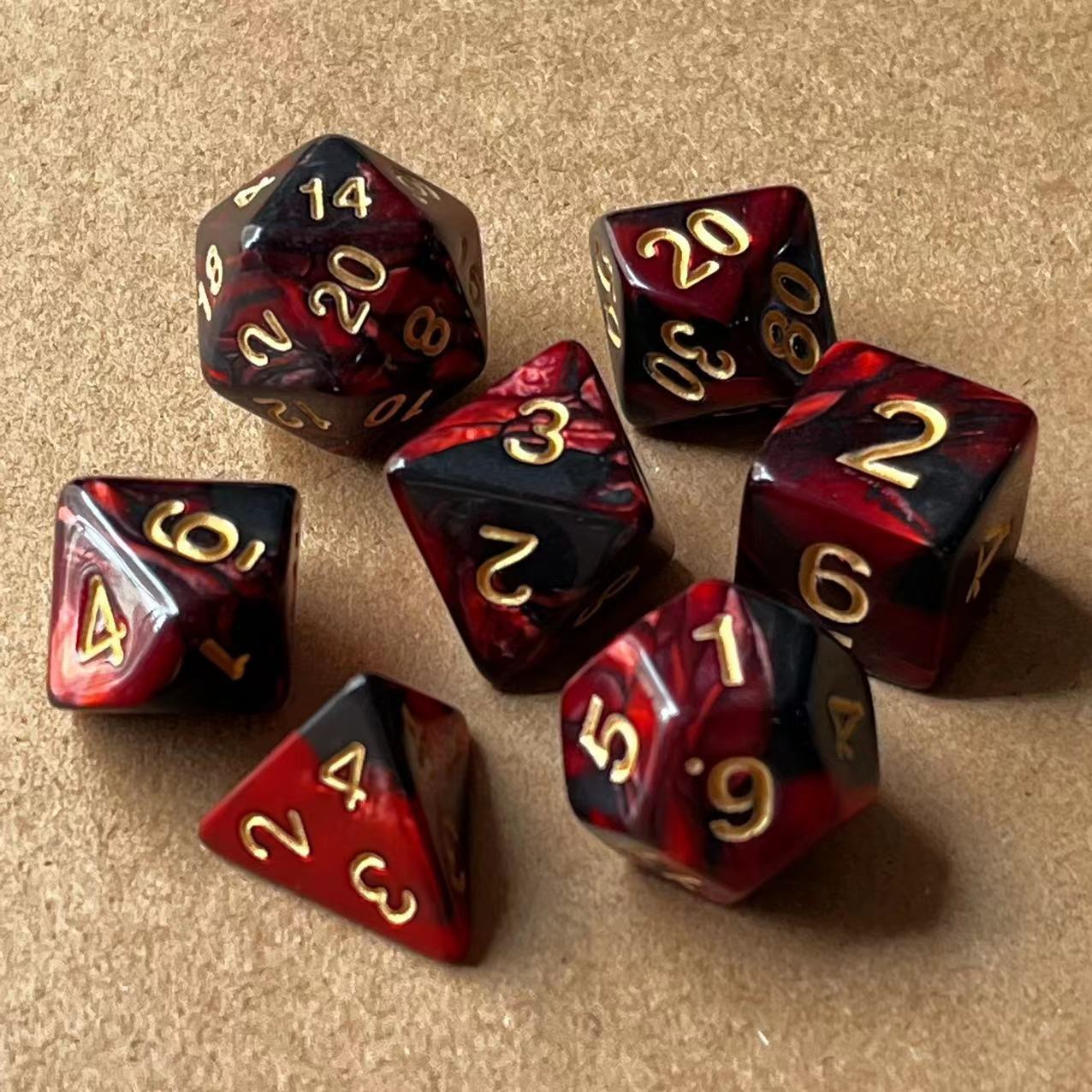 Juego de dados multicolores de dos colores, suministro transfronterizo, juego de 7 piezas, juego de tamiz digital, los dados de juego se pueden combinar