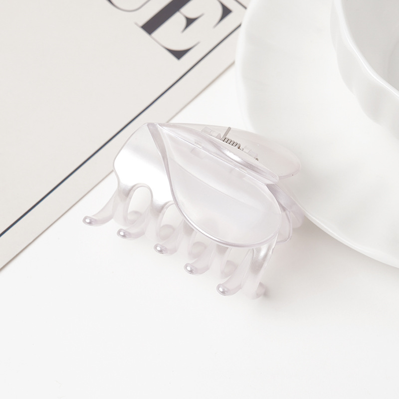 5g Weight Hair Claws Hair Accessories Type 1 Piece Quantity Casual, Holiday, Daily Occasion Plastic Material Geometric Pattern All Seasons Season Women's Gender Simple Style, Classic Style Style Simple Style Classic Style Women's Geometric Plastic Hair Claws 33